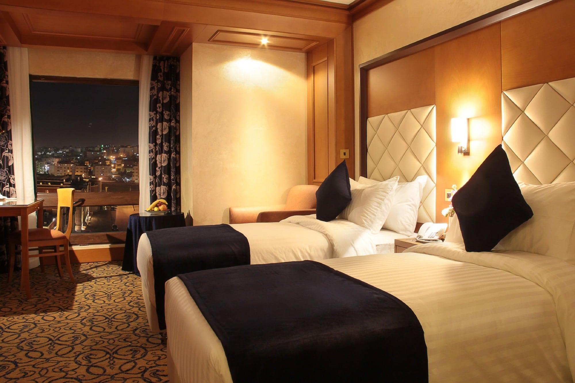 โรงแรมเธาแซนด์ ไนท์ อัมมาน ภายนอก รูปภาพ Deluxe Room